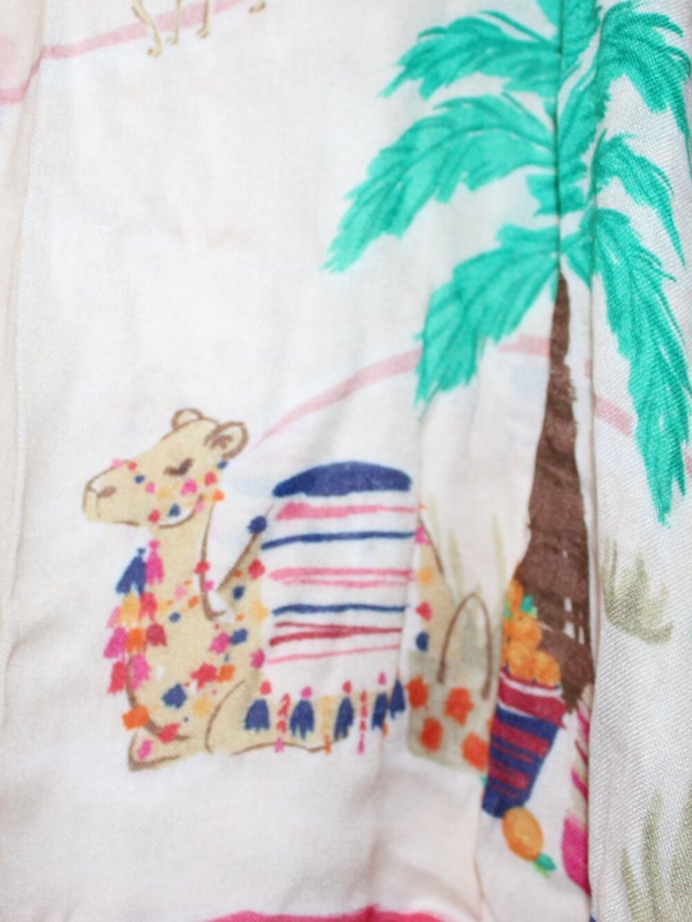 NWT Kate Spade Desert Scarf, Gorgeous! - Picture 4 of 13